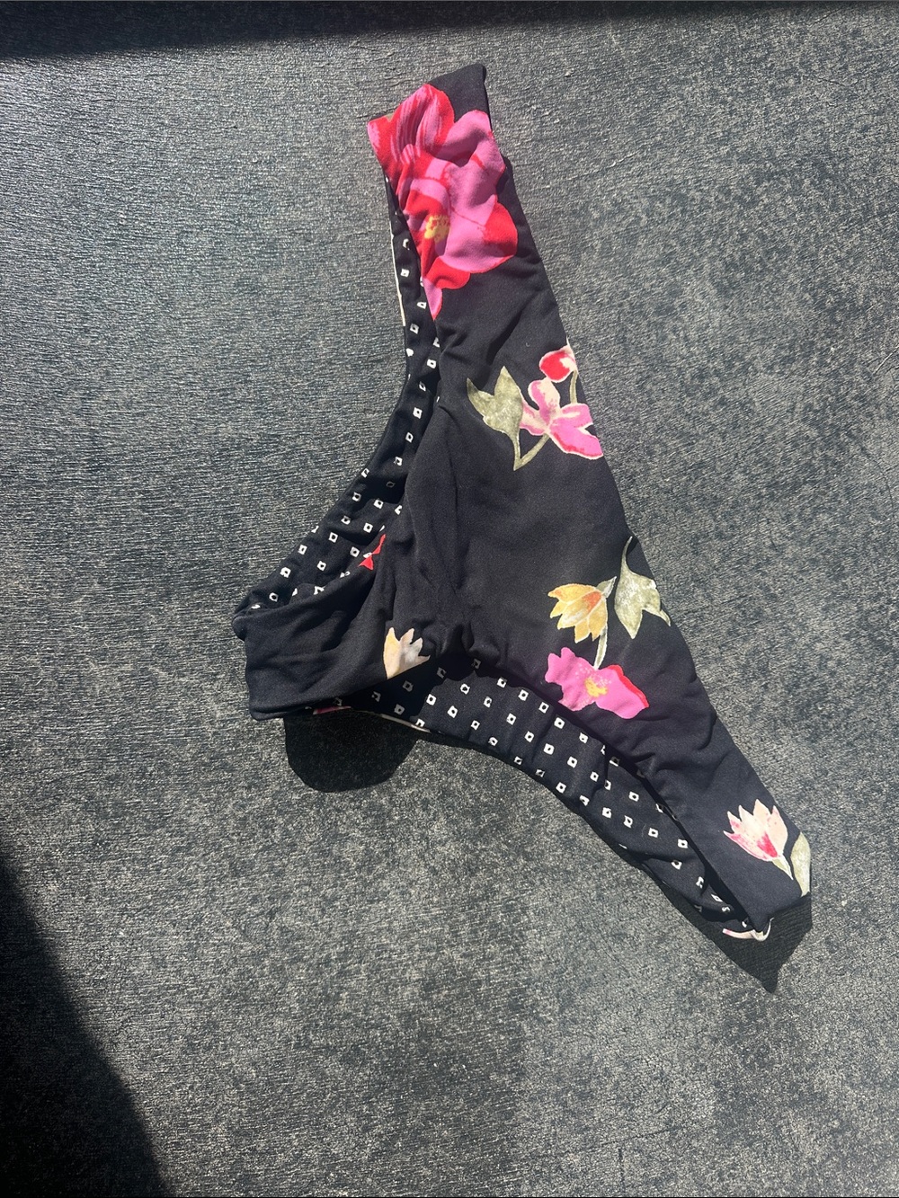 Quicksilver reversible bikini - Picture 3 of 6